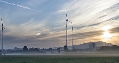 写真:風力発電設備の例