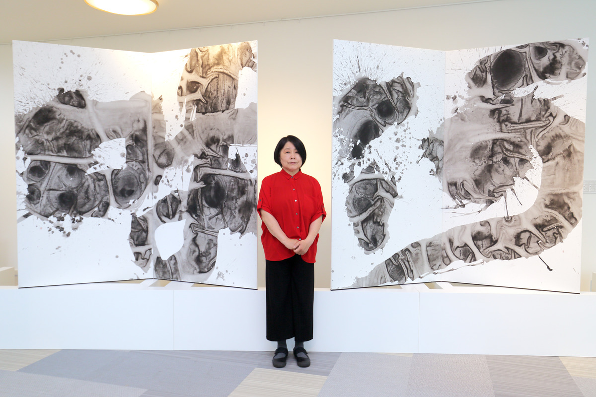 「拮抗」が導く普遍の美。書家・沢村澄子さんが語る、自己と他者が響き合う「書」と「空間」